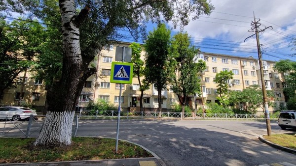 Продам двухкомнатную (2-комн.) квартиру, Павленко ул, 11, Симферополь г