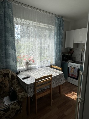 Продам однокомнатную (1-комн.) квартиру, Щусева ул, 10к3, Великий Новгород г