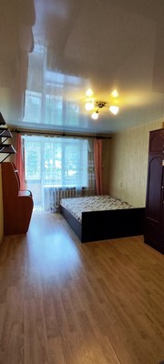 Продам однокомнатную (1-комн.) квартиру, Молодежная ул, 14А, Казань г