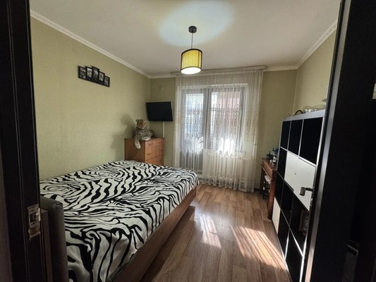 Продам трехкомнатную (3-комн.) квартиру, Ленинградская ул, 9, Туапсе г