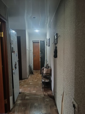 Продам трехкомнатную (3-комн.) квартиру, Киевская ул, 163, Симферополь г