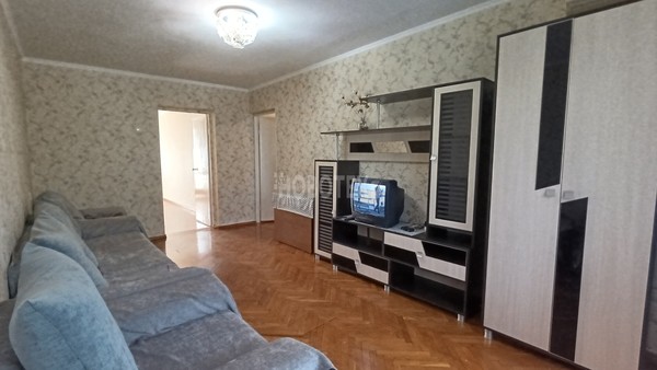 Сдам двухкомнатную (2-комн.) квартиру, Ленина ул, 33, Апшеронск г