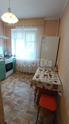 Сдам двухкомнатную (2-комн.) квартиру, Ленина ул, 33, Апшеронск г