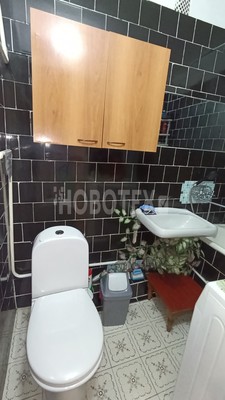 Сдам двухкомнатную (2-комн.) квартиру, Ленина ул, 33, Апшеронск г