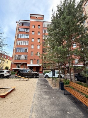 Продам трехкомнатную (3-комн.) квартиру, Зинина ул, 3, Казань г