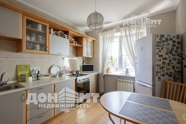 Продам трехкомнатную (3-комн.) квартиру, Королева пр-кт, 14к2, Ростов-на-Дону г