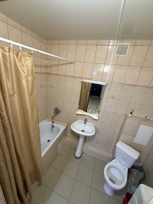 Продам однокомнатную (1-комн.) квартиру, Московская ул, 140кВ, Краснодар г