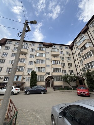 Продам однокомнатную (1-комн.) квартиру, Московская ул, 140кВ, Краснодар г
