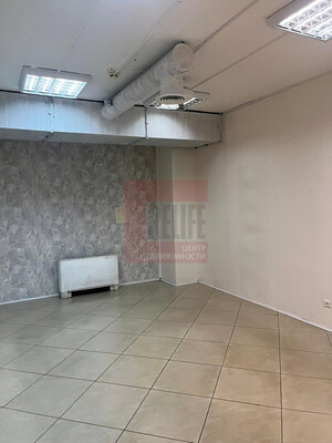 Продам коммерческое помещение 24,5 м2, Московский пр-кт, 40, Калининград г