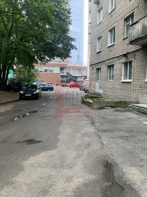 Продам коммерческое помещение 1 082,3 м2, Московский пр-кт, 161, Калининград г