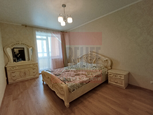Сдам двухкомнатную (2-комн.) квартиру, Колхозная ул, 4ж, Калининград г