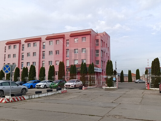 Продам коммерческое помещение 2 561,9 м2, Дамбовая 3-я ул, Калининград г