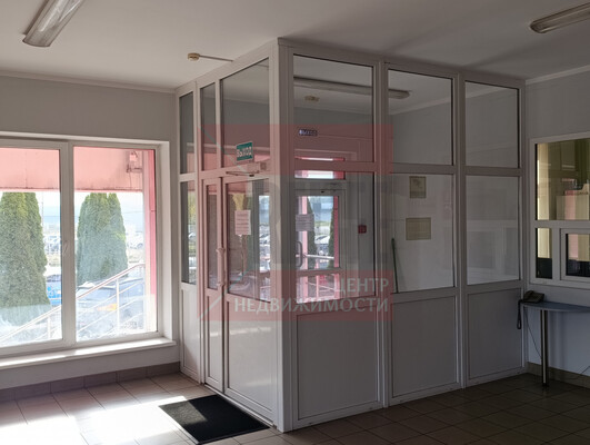 Продам коммерческое помещение 2 561,9 м2, Дамбовая 3-я ул, Калининград г