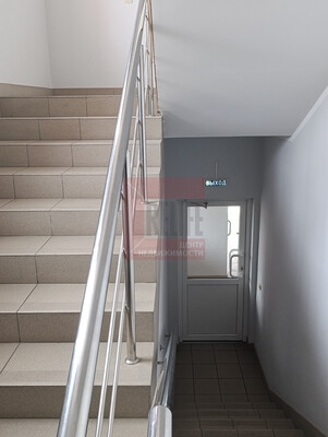 Продам коммерческое помещение 2 561,9 м2, Дамбовая 3-я ул, Калининград г