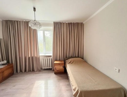 Продам трехкомнатную (3-комн.) квартиру, Морская ул, 118, Волгодонск г