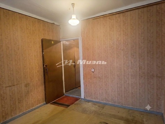 Продам двухкомнатную (2-комн.) квартиру, Парковая ул, 7а, Перово с