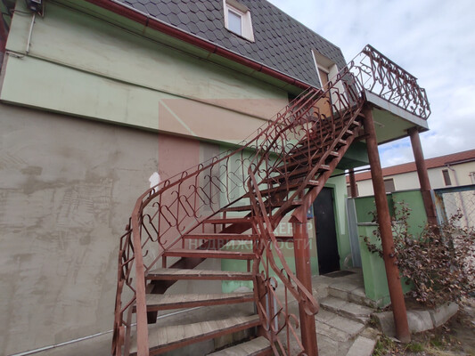 Продам коммерческое помещение 1 320 м2, Дюнная ул, 18, Калининград г
