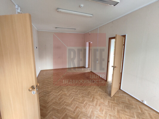 Продам коммерческое помещение 1 320 м2, Дюнная ул, 18, Калининград г