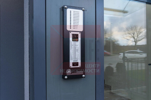 Продам двухкомнатную (2-комн.) квартиру (долевое), Миргородская ул, 2, Калининград г