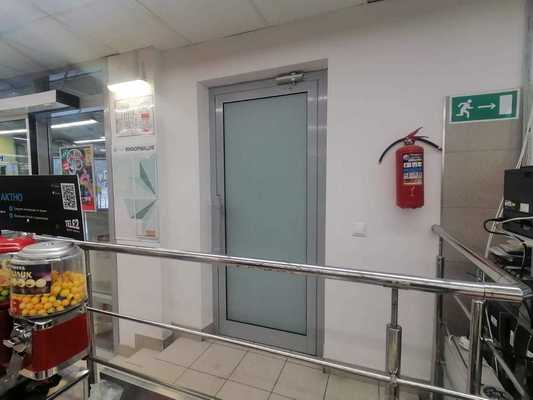 Сдам торговое помещение 11,9 м2, Лушникова ул, 10а, Казань г