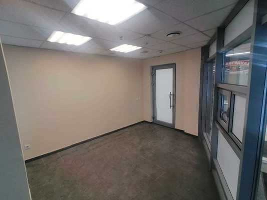Сдам торговое помещение 11,9 м2, Лушникова ул, 10а, Казань г