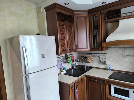 Продам многокомнатную квартиру, Космонавтов пр-кт, 1к1, Королев г