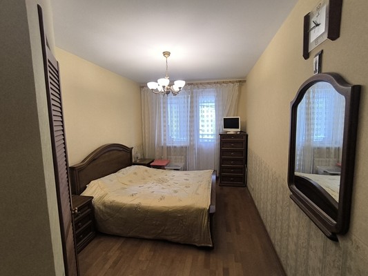 Продам многокомнатную квартиру, Космонавтов пр-кт, 1к1, Королев г