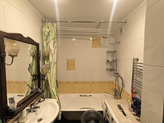 Продам многокомнатную квартиру, Космонавтов пр-кт, 1к1, Королев г