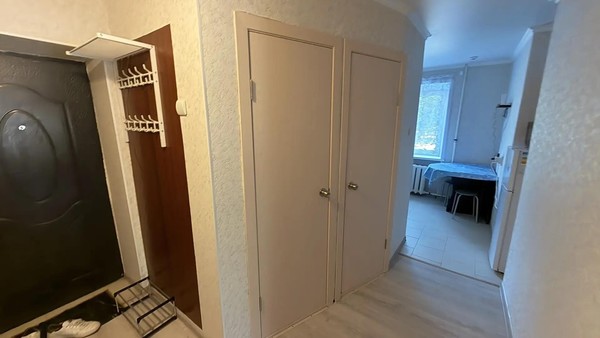 Сдам двухкомнатную (2-комн.) квартиру, 1 мкр, 57, Кропоткин г