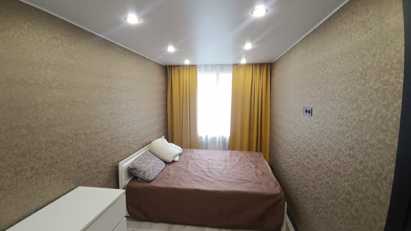 Продам трехкомнатную (3-комн.) квартиру, Горького ул, 17, Малино рп