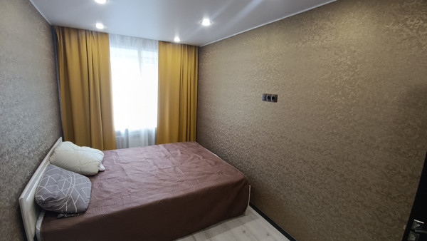 Продам трехкомнатную (3-комн.) квартиру, Горького ул, 17, Малино рп