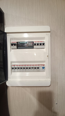 Продам трехкомнатную (3-комн.) квартиру, Горького ул, 17, Малино рп