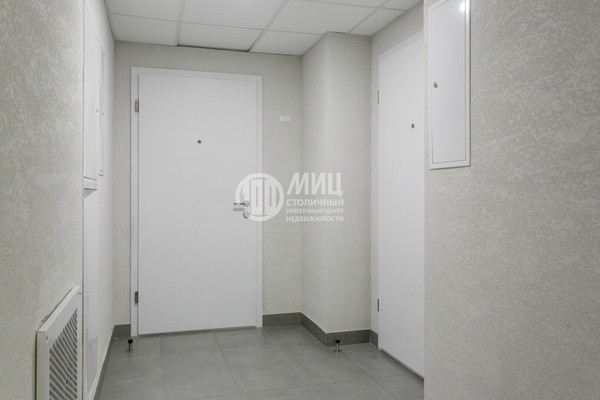 Продам однокомнатную (1-комн.) квартиру, Летовская Малая ул, 3, Летово д