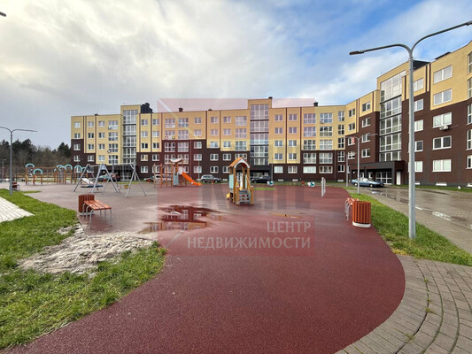 Продам однокомнатную (1-комн.) квартиру, Пригородная ул, 21, Зеленоградск г