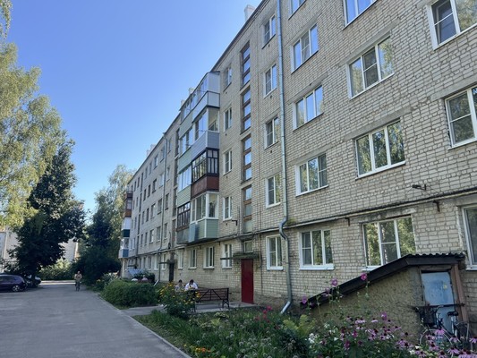 Продам однокомнатную (1-комн.) квартиру, Шахтерская ул, 19, Кораблино г