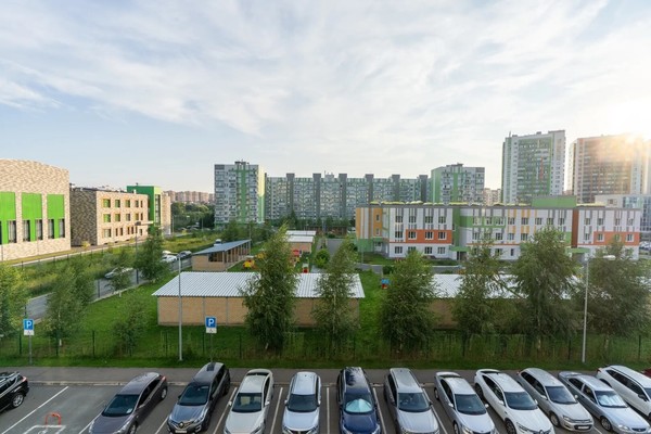 Продам трехкомнатную (3-комн.) квартиру, Фикрята Табеева ул, 5, Казань г