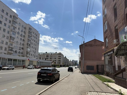 Продам двухкомнатную (2-комн.) квартиру, Карла Маркса ул, 49к1, Уфа г
