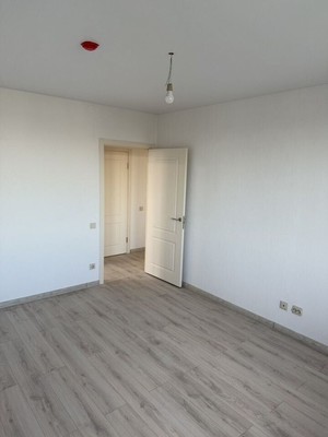 Продам трехкомнатную (3-комн.) квартиру, Гагарина ул, 81к1, Жуковский г