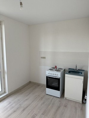 Продам трехкомнатную (3-комн.) квартиру, Гагарина ул, 81к1, Жуковский г