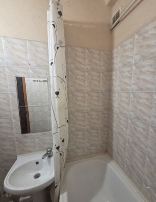Продам двухкомнатную (2-комн.) квартиру, 2-я Краснодарская ул, 149/6, Ростов-на-Дону г