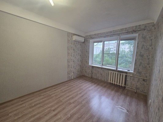 Продам двухкомнатную (2-комн.) квартиру, 2-я Краснодарская ул, 149/6, Ростов-на-Дону г