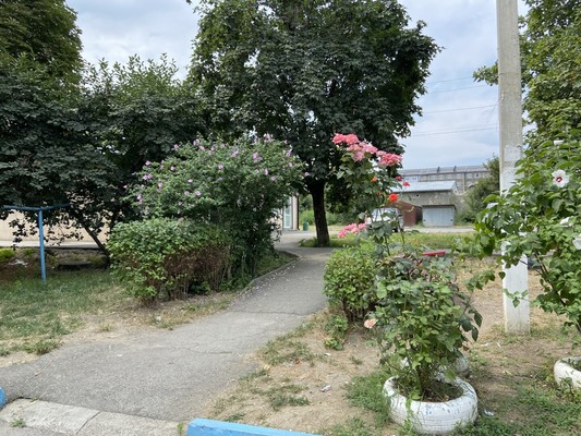 Продам двухкомнатную (2-комн.) квартиру, Коллонтай ул, 8, Нальчик г