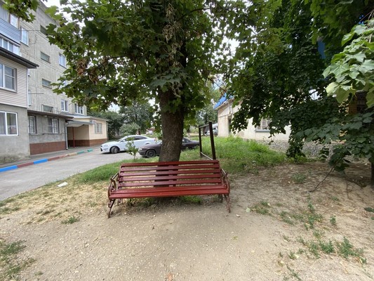 Продам двухкомнатную (2-комн.) квартиру, Коллонтай ул, 8, Нальчик г