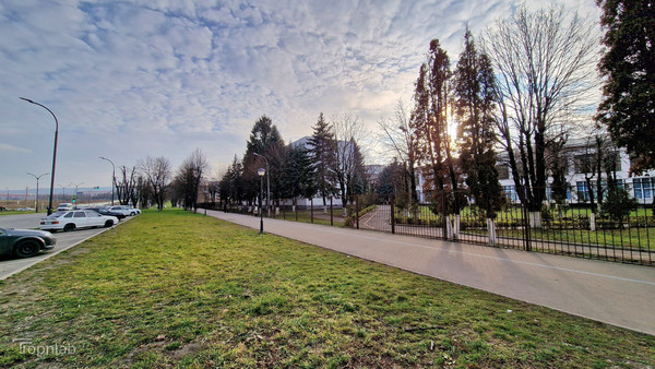 Продам двухкомнатную (2-комн.) квартиру, Шогенова ул, 7, Нальчик г