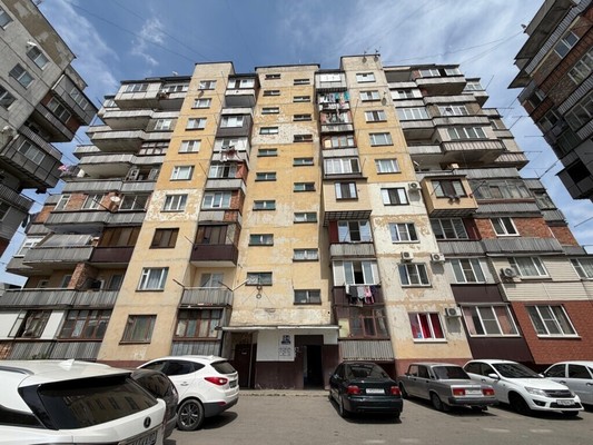 Продам однокомнатную (1-комн.) квартиру, Фурманова ул, 12б, Нальчик г