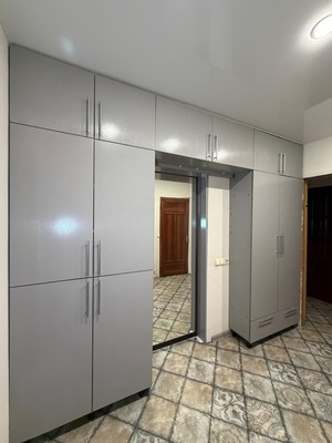Продам двухкомнатную (2-комн.) квартиру, Кабардинская ул, 214, Нальчик г
