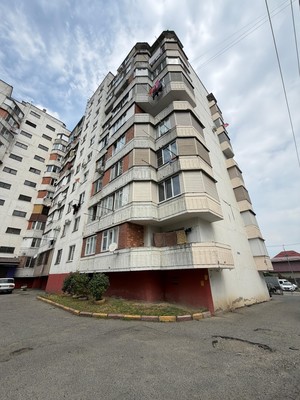 Продам двухкомнатную (2-комн.) квартиру, Кабардинская ул, 214, Нальчик г