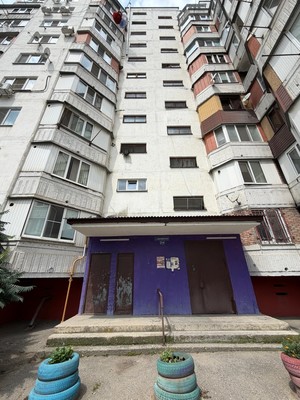 Продам двухкомнатную (2-комн.) квартиру, Кабардинская ул, 214, Нальчик г