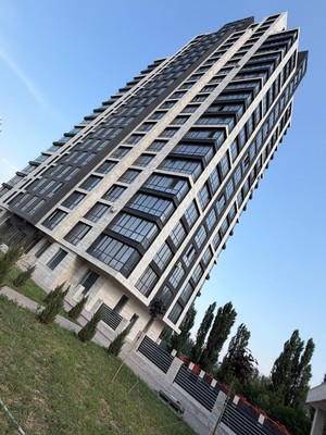 Продам многокомнатную квартиру, Лермонтова ул, 1, Нальчик г