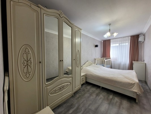 Продам двухкомнатную (2-комн.) квартиру, Угнич ул, 11, Баксан г